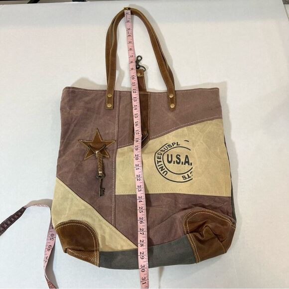 Myra Bag Undulate Tote Bag - Picture 14 of 16